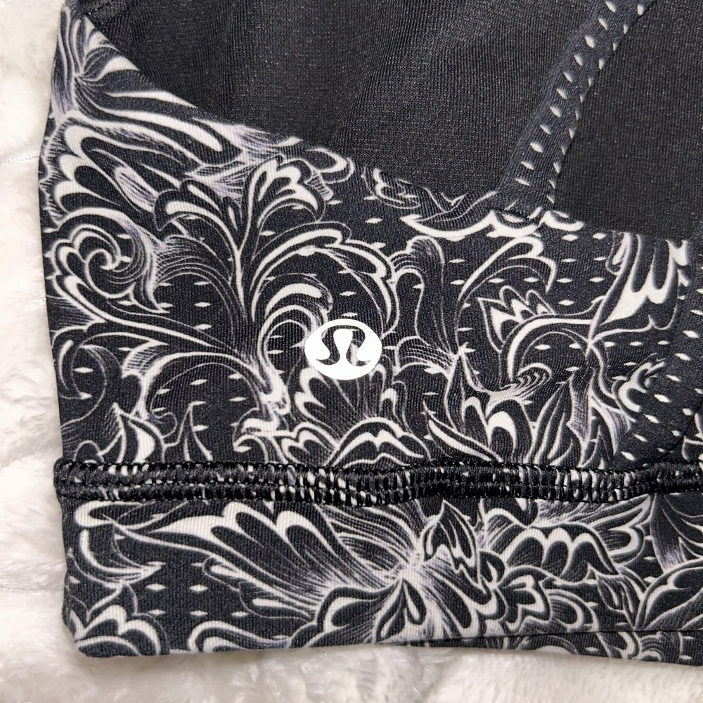 LULULEMON Energy Bra Infiniti Alpine Black/White Floral Crossback Yoga Pilates S